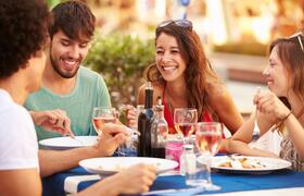Las regiones que han experimentado un mayor crecimiento de reservas online han sido Cataluña, País Vasco, Segovia o Toledo, debido a la reapertura en horario nocturno y la movilidad