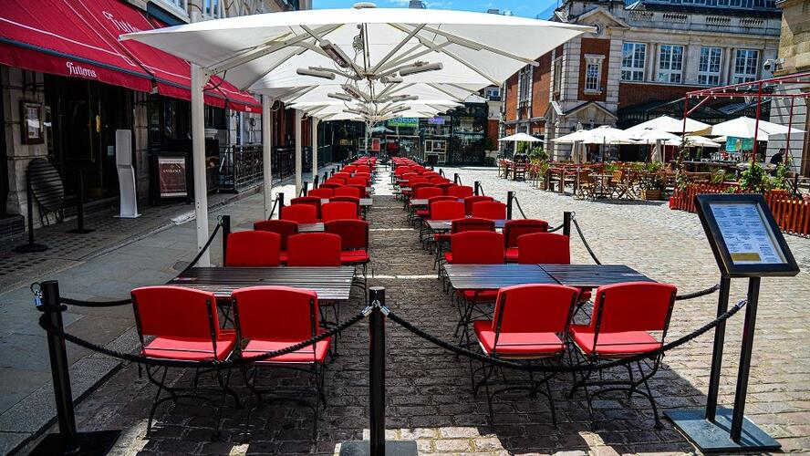 Tuttons outdoor dining
