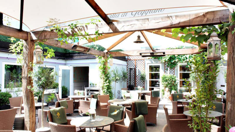 Villa Di Geggiano outdoor dining
