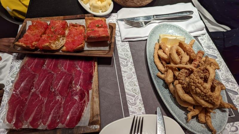 Los “calamares a la romana”: un plato típico mediterráneo en pleno centro de Madrid