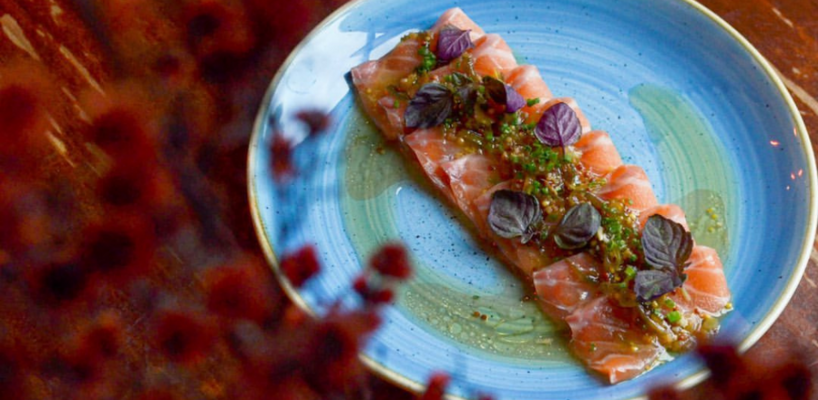 A plate of sashimi at Jazushi