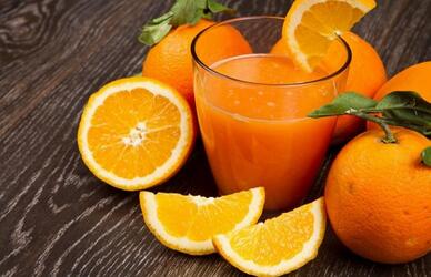 Spremute d'arancia, i consigli per un carico di vitamina C