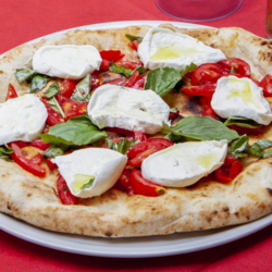 Una pizza da 2000 euro: la Figazza Luxury